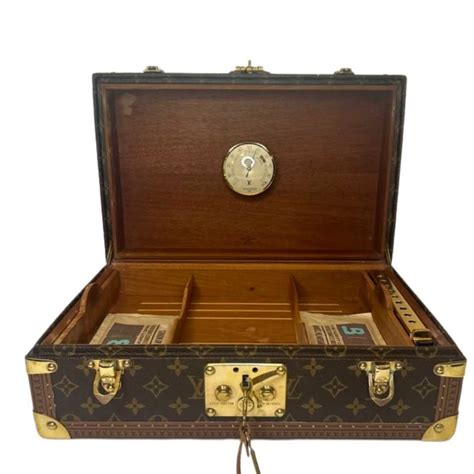 lv humidor|Louis Vuitton Cigar Humidor 75 .